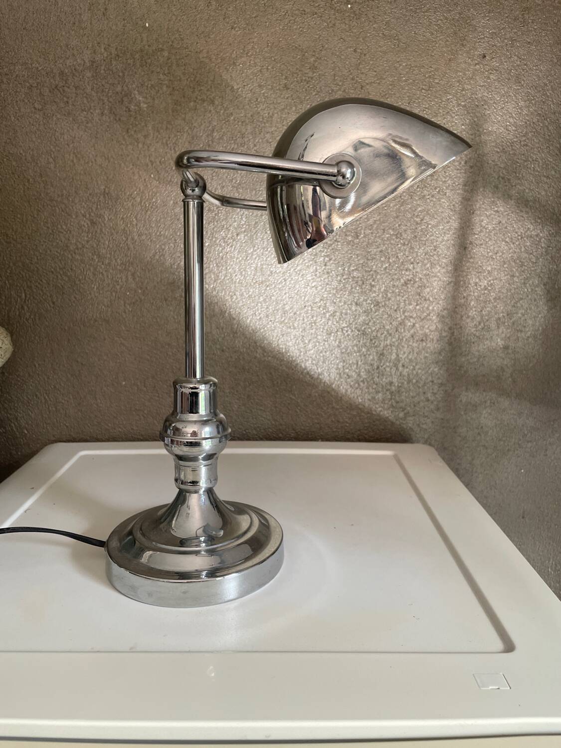 Retro desk lamp