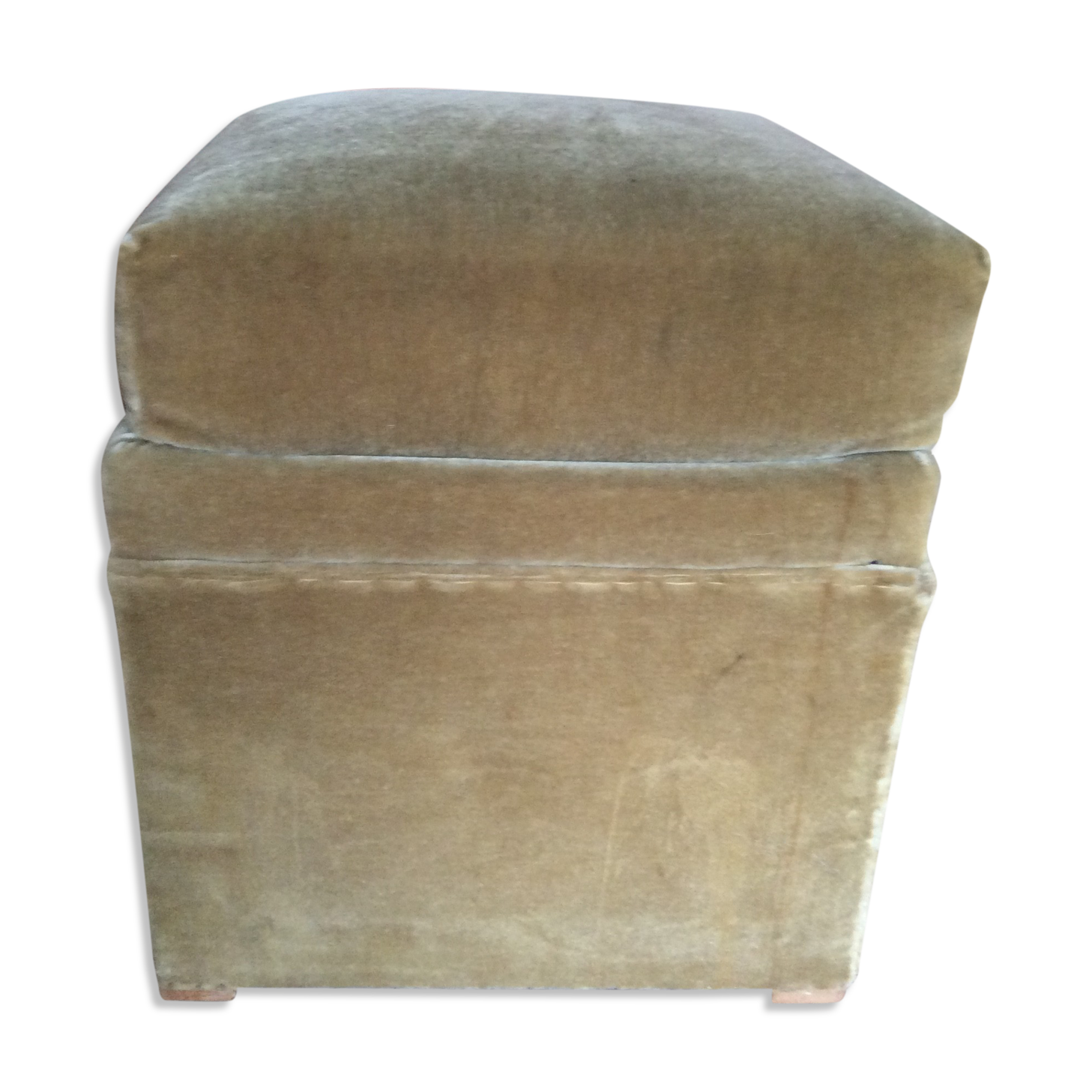Velvet ottoman
