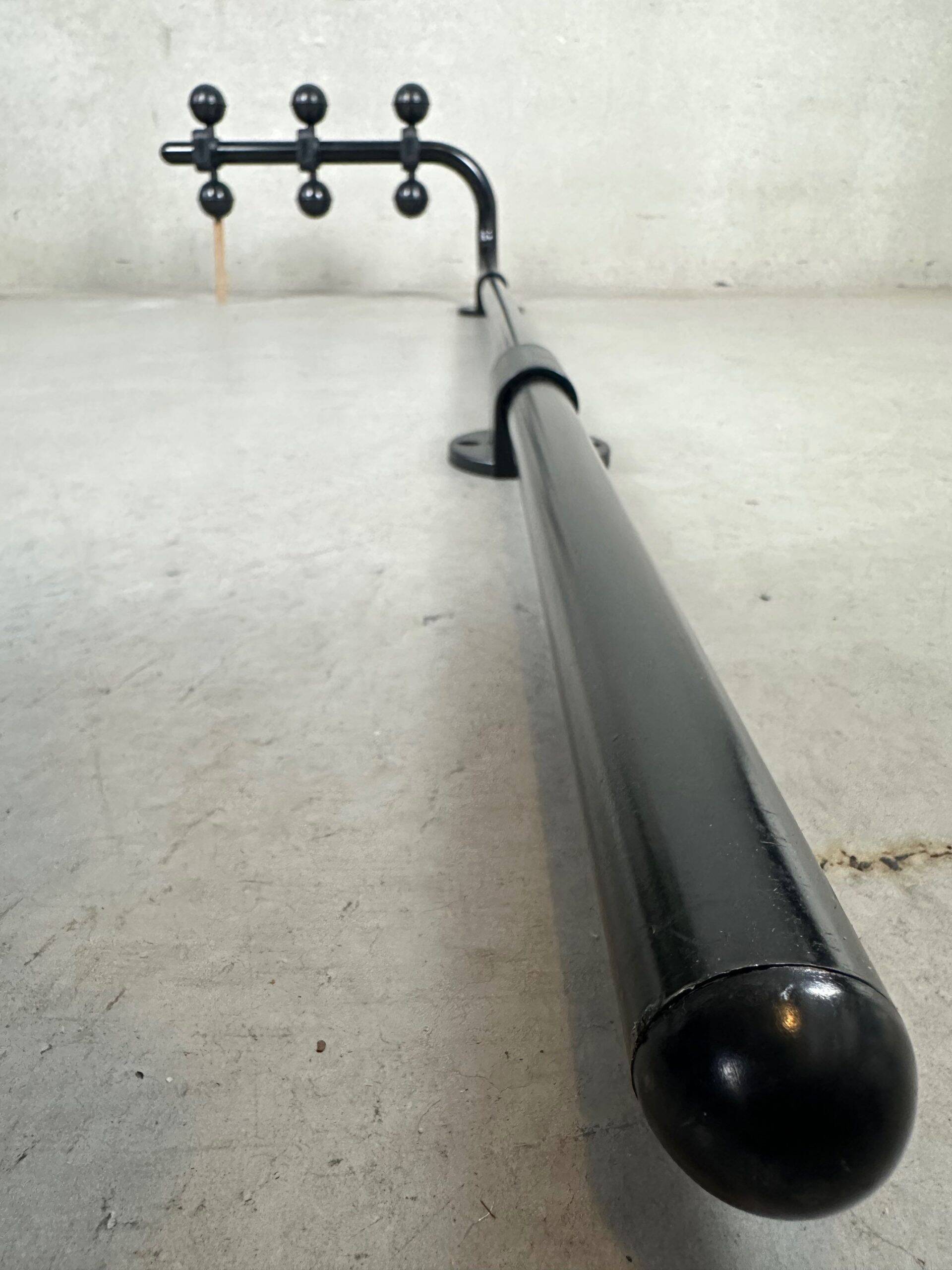 Design Giro wall coat rack – Magis – 1978