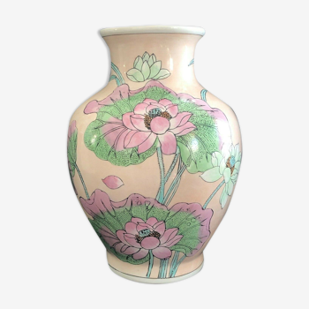 Vase à décor de lotus en émaux China XIXe Hauteur 30,02 cm