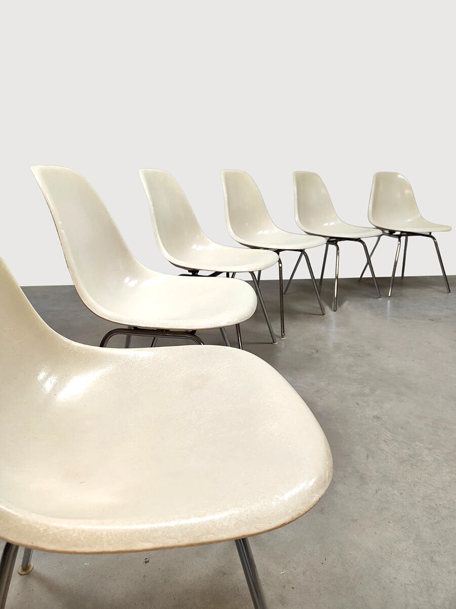 Vintage Herman Miller Fiberglass DSX dining chairs Charles & Ray Eames