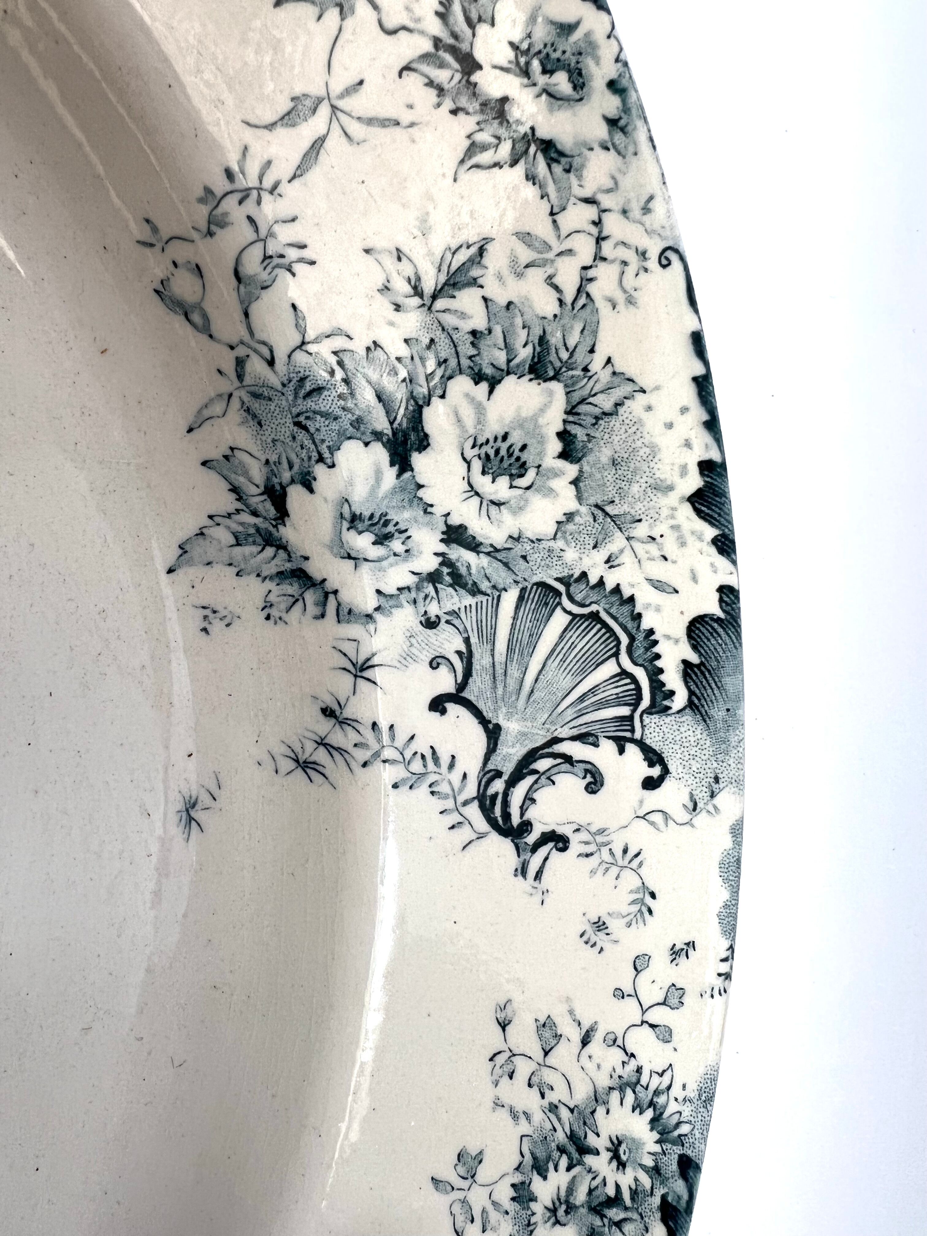 Round flat iron earth Choisy le roi derby