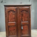 Bressane armoirette with 2 doors