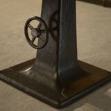 Industrial lathe table