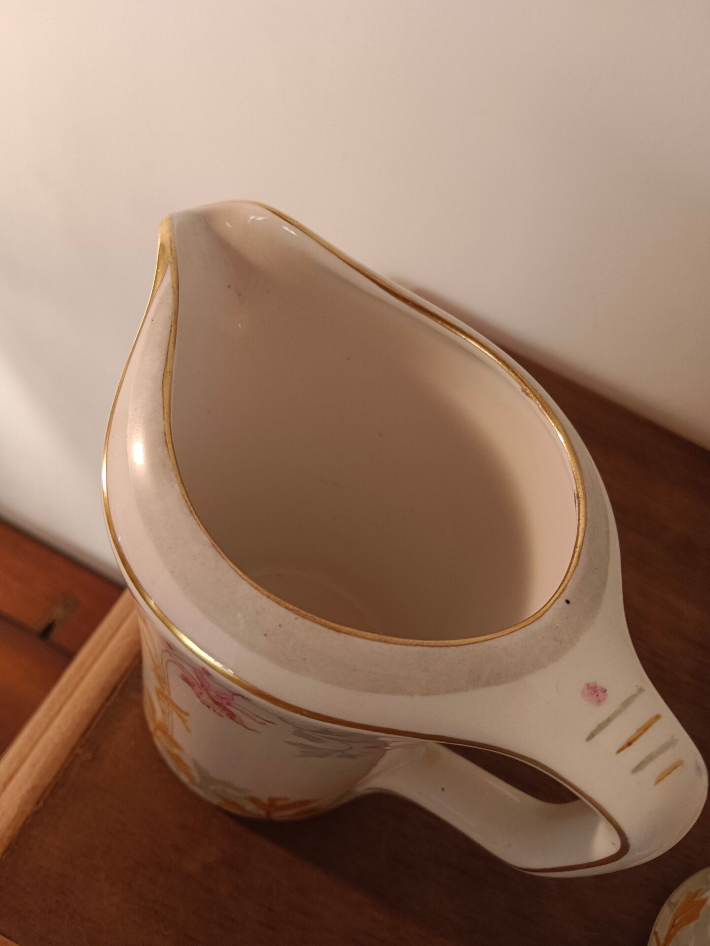 Art Nouveau coffee service in fine Maastricht earthenware (Céra Company)