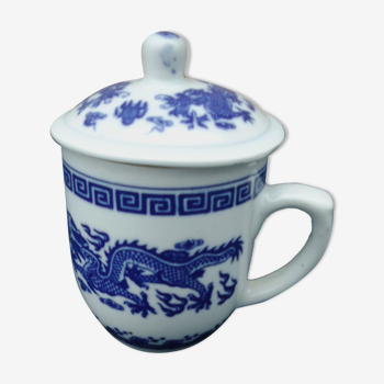 Chinese porcelain tea cup dragon pattern H 14 cm