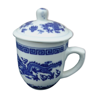 Tasse à thé  en porcelaine chinoise  motif dragon H 14 cm