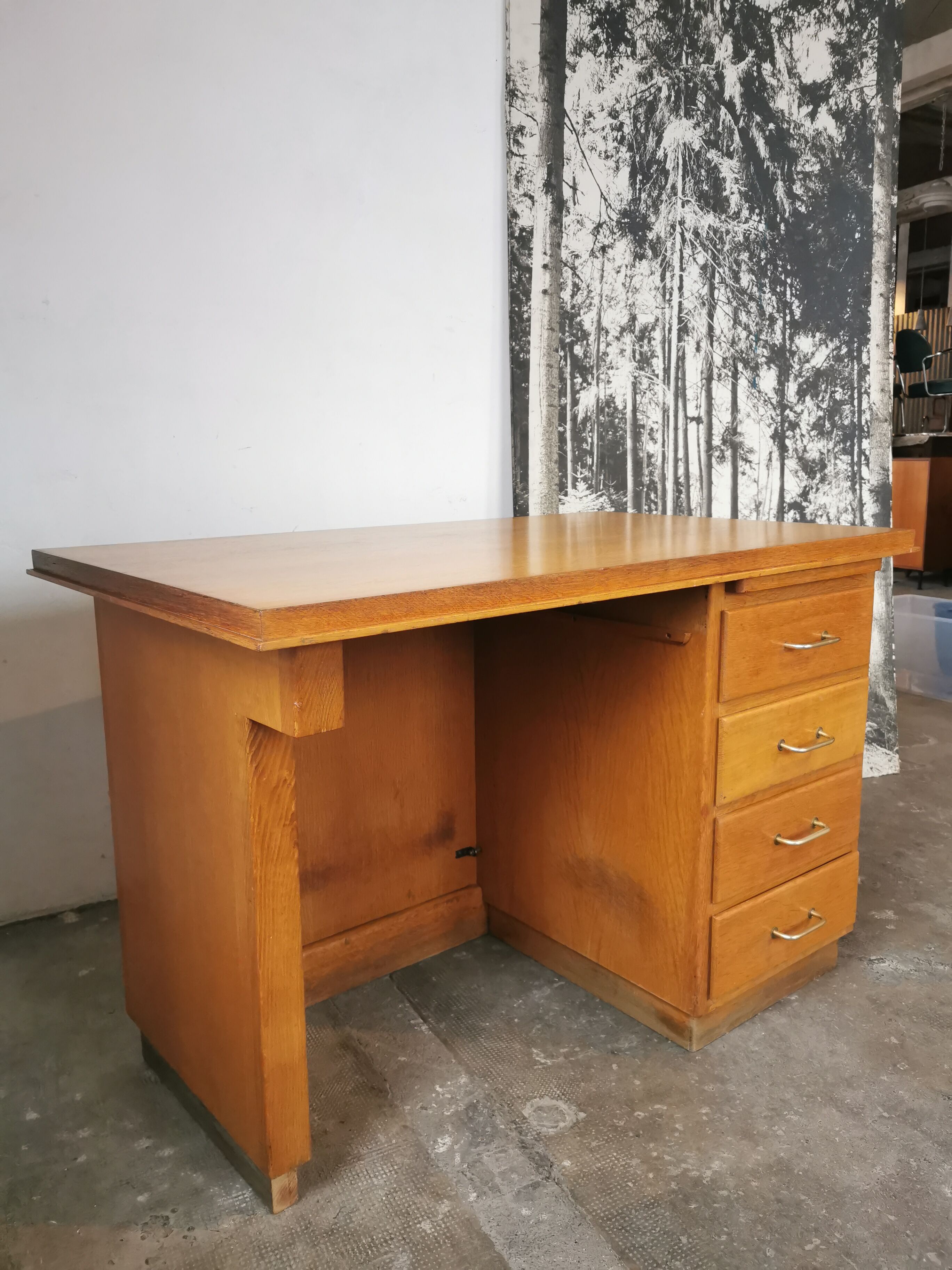 Bureau vintage des années 60
