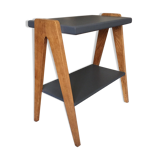 Very fifties console with compass feet