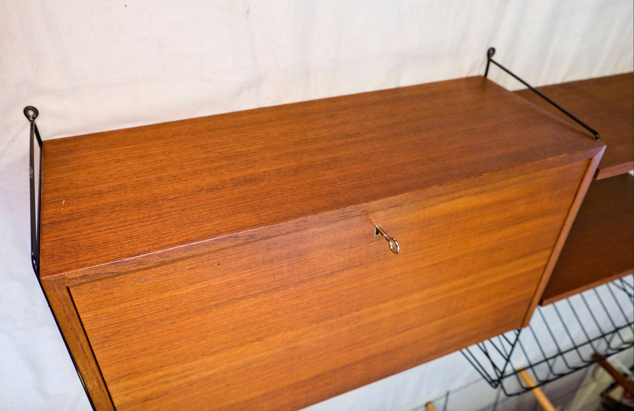 Recipient teak shelf - magazine holder by Kajsa - Nils "Nisse" Strinning for String 1960s