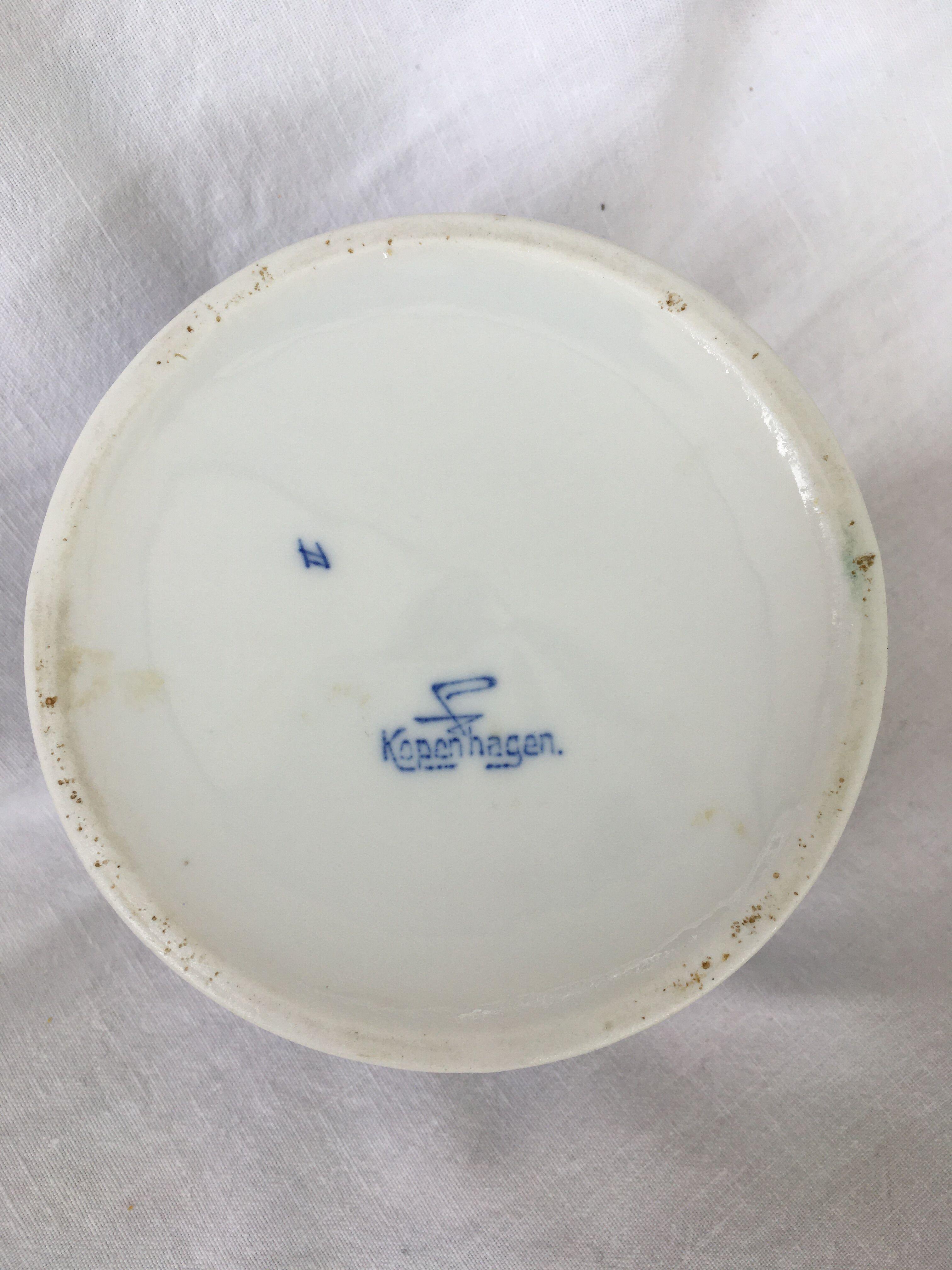 Porcelain sugar bowl