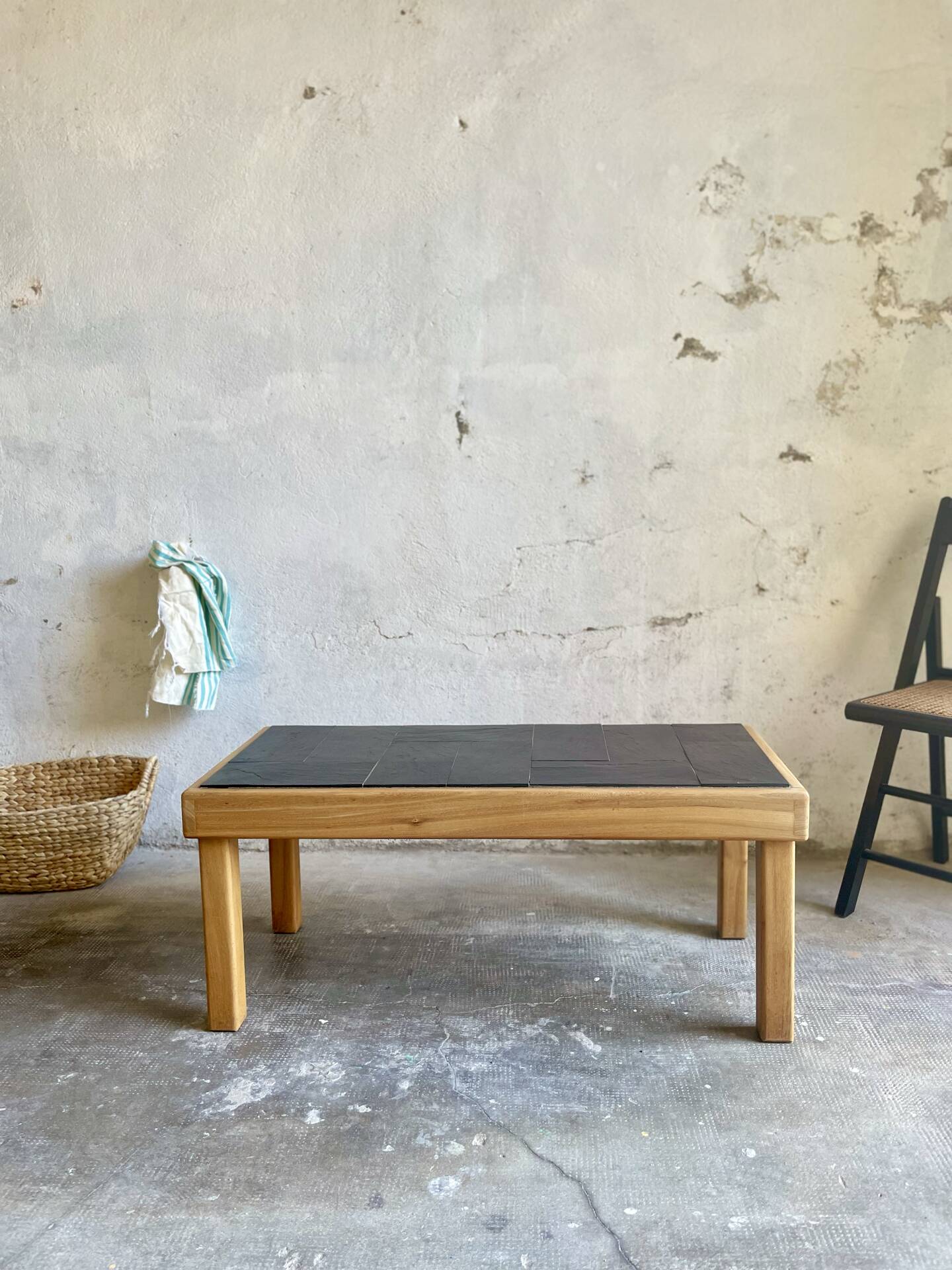 Vintage Maison Regain coffee table in solid elm – 1970s – Top