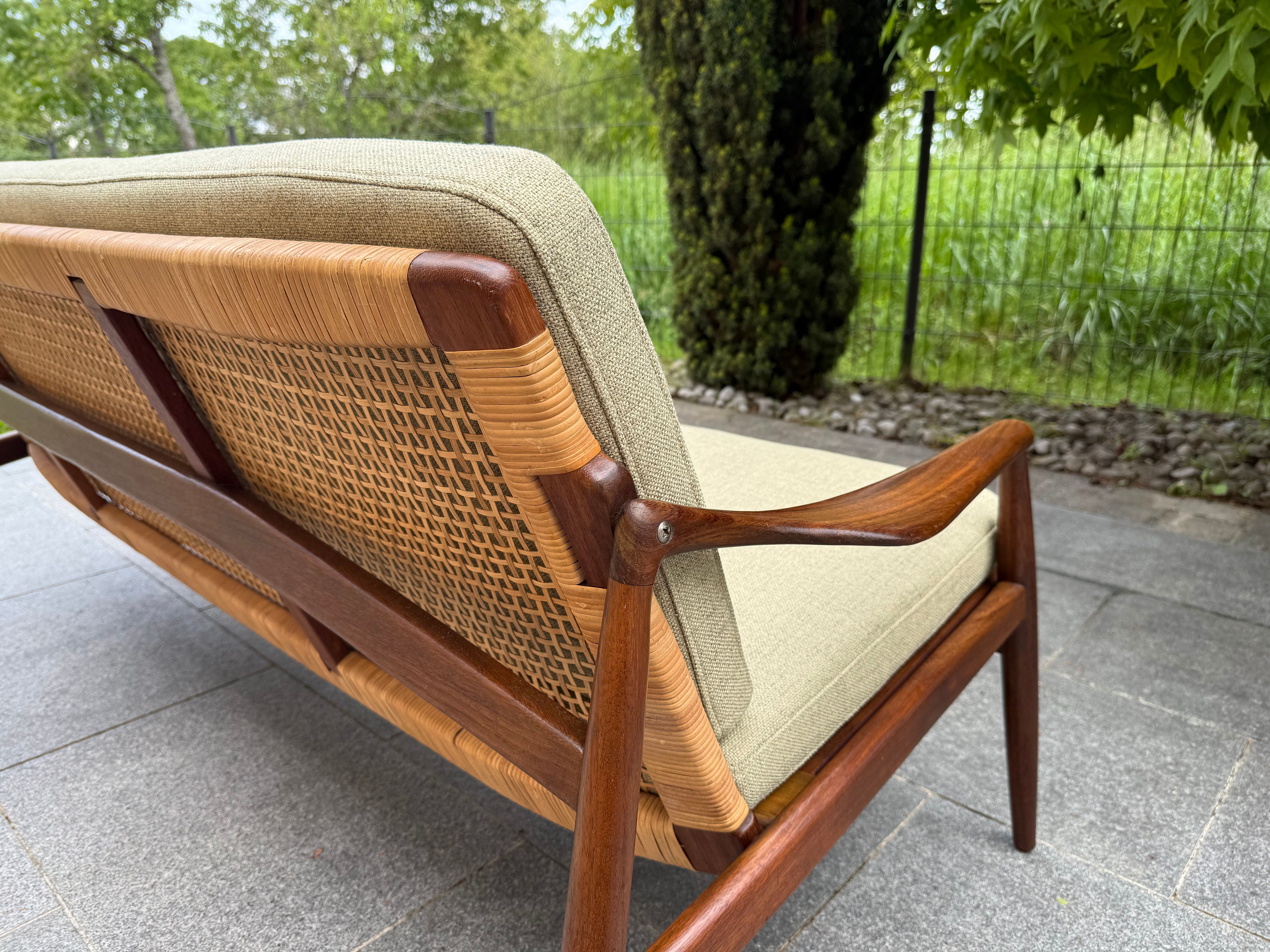 Hartmut Lohmeyer sofa for Wilkhahn 1950