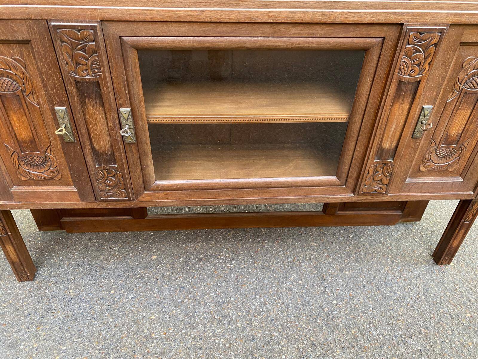 Haut de buffet art déco vitrine basse en bois massif et miroir 1920