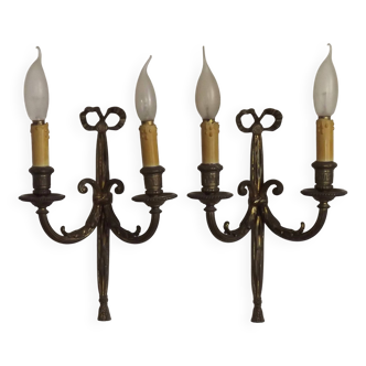 Paire d'appliques 2 feux anciennes style Louis XV en bronze à décor de ruban