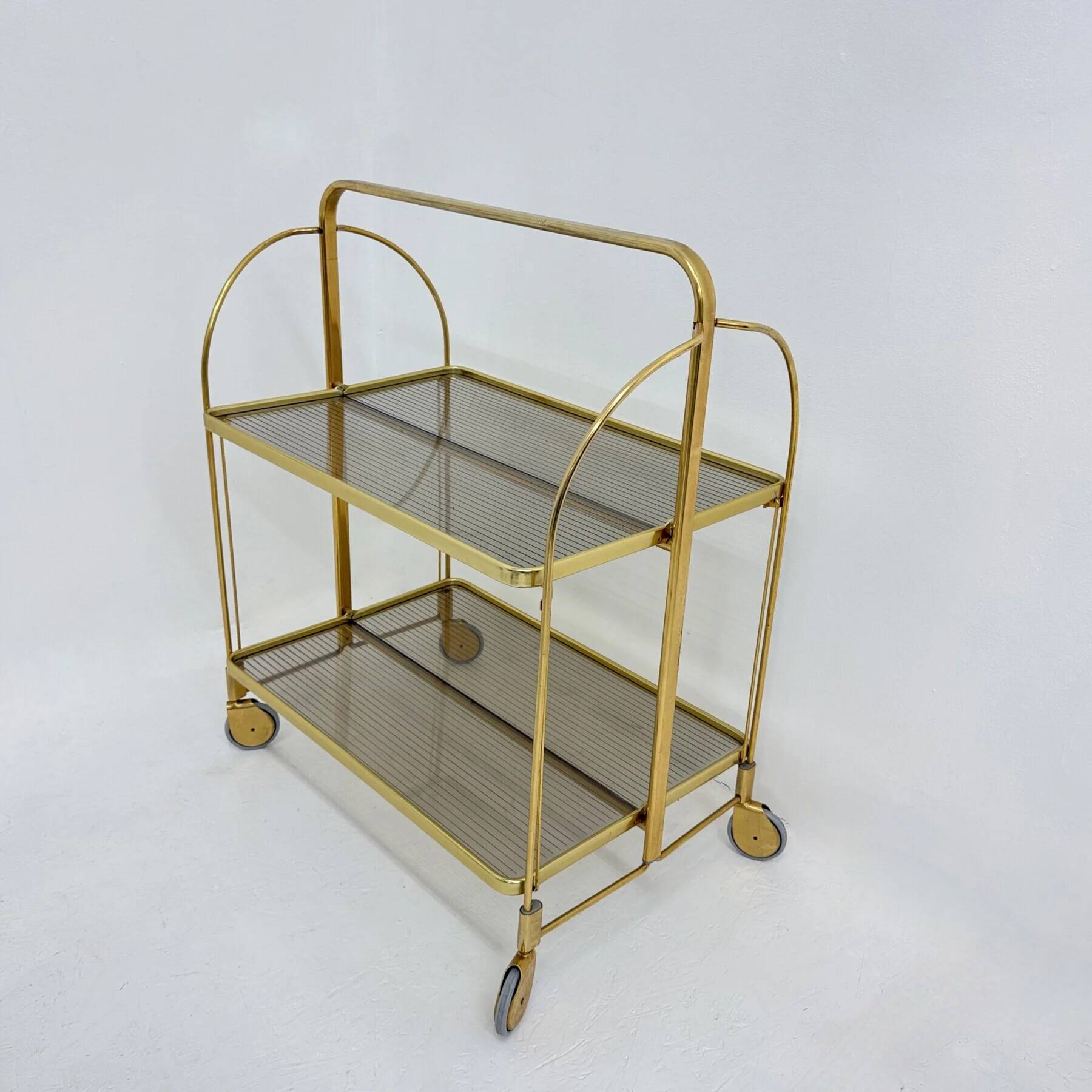 Mid-century modern folding bar cart in brass and ribbed acrylic glass, 1970s