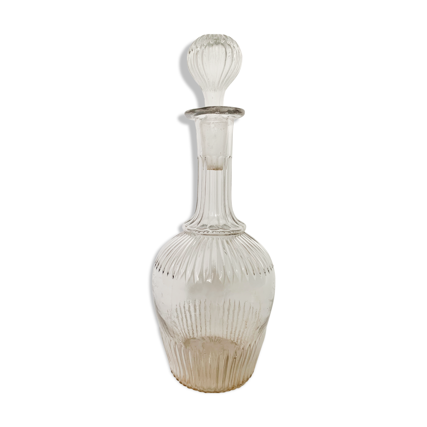 Wine carafe