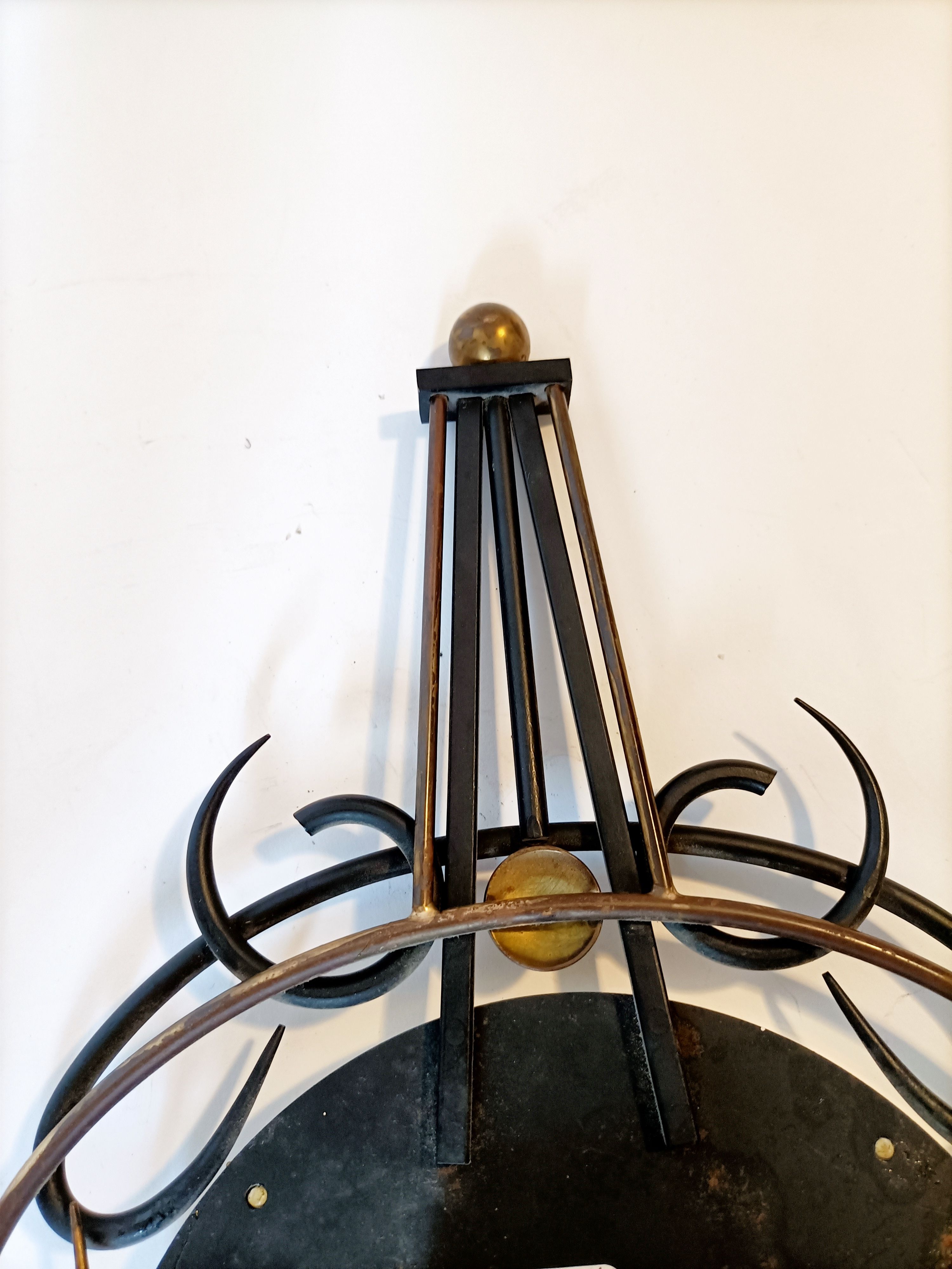 Jaz clock in black metal and golden brass, model Cabic 1967/1968