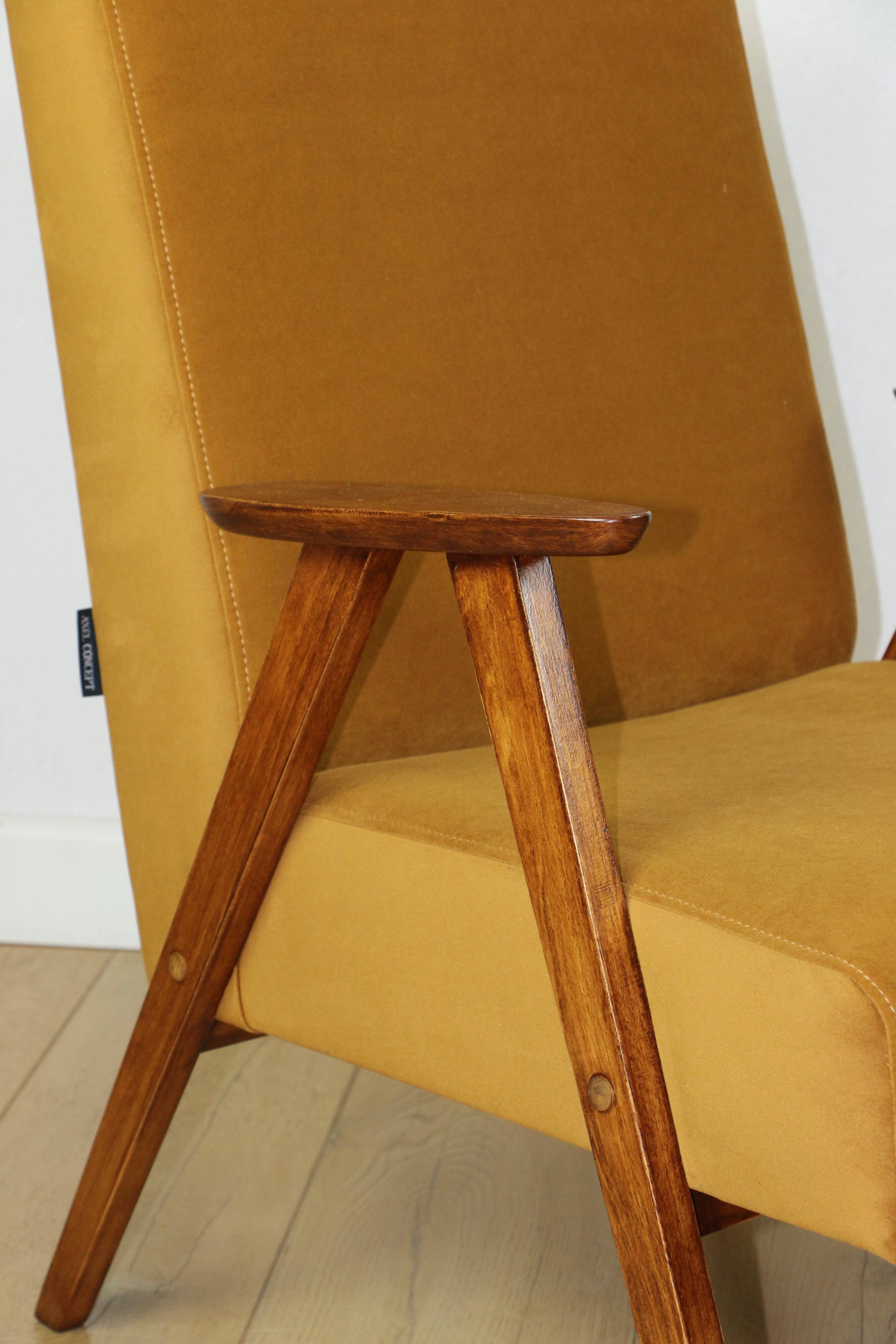 Classic vintage golden velvet armchair Jade - like Chierowski model - 2 pieces available