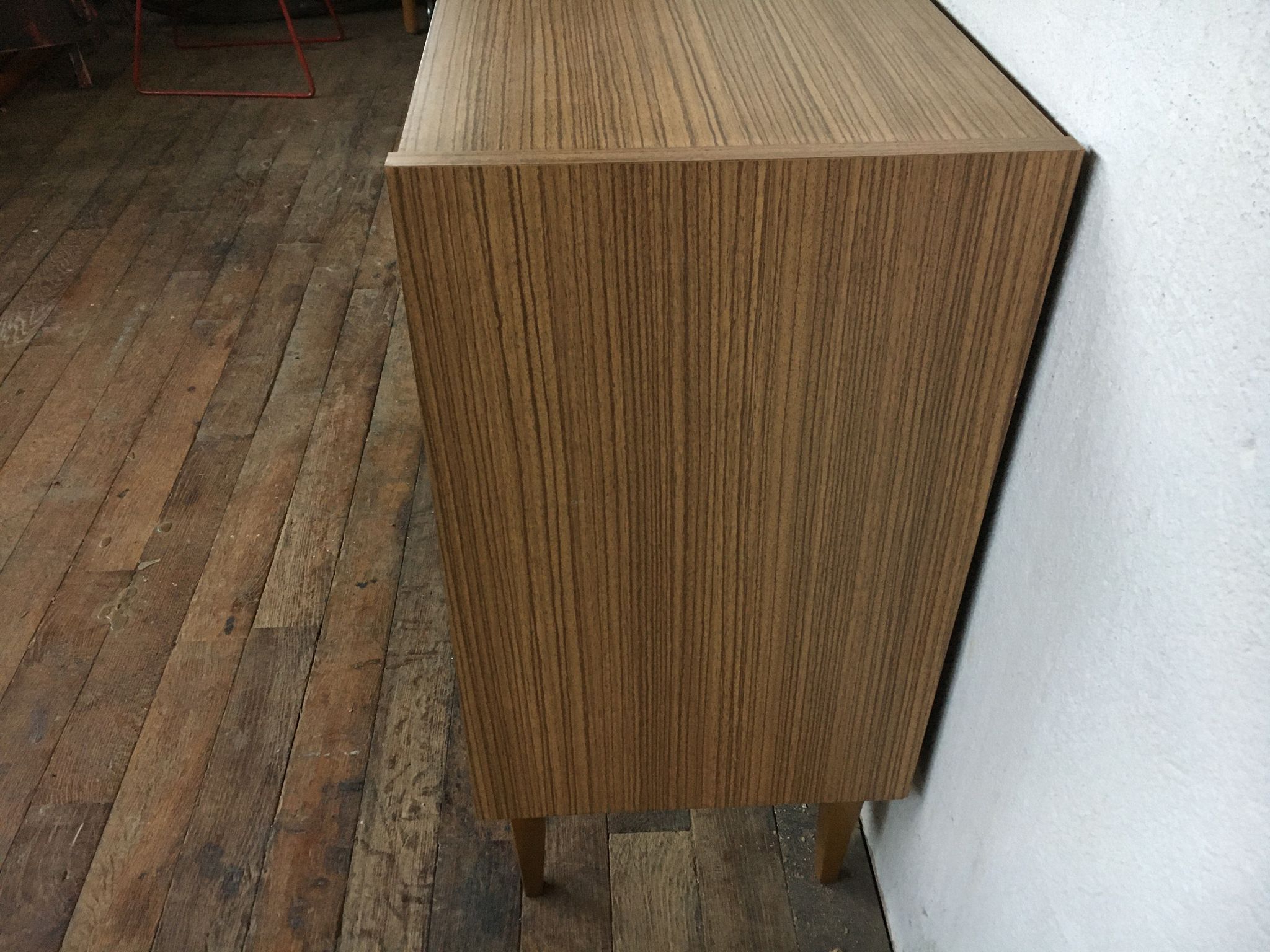 Buffet vintage - 1950 - pieds fuseaux