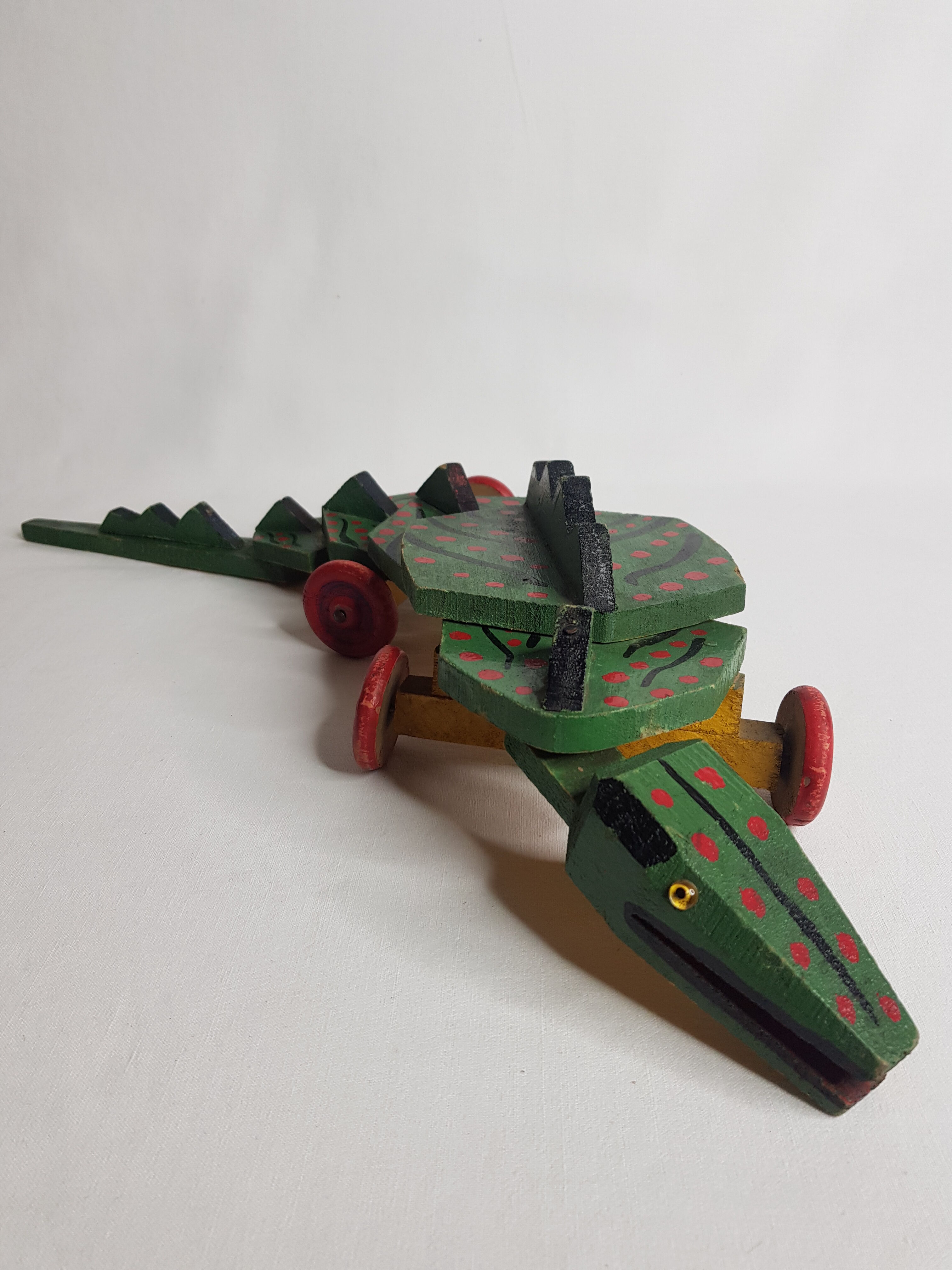 Old toy to shoot, dragon articulated 60 cm, 1900-1930s