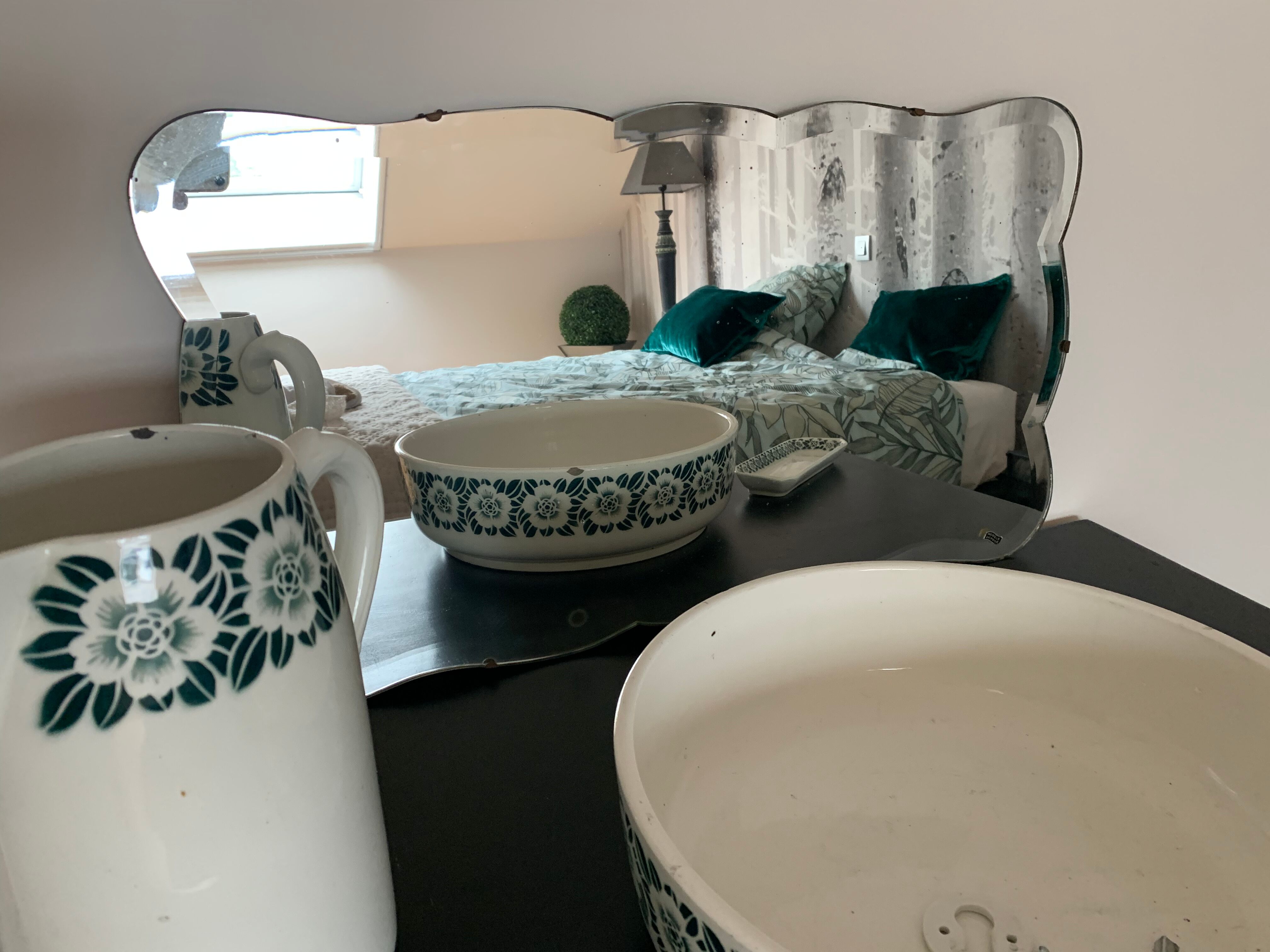 Beveled mirror year 30