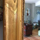 Golden mirror with leaf 141x102