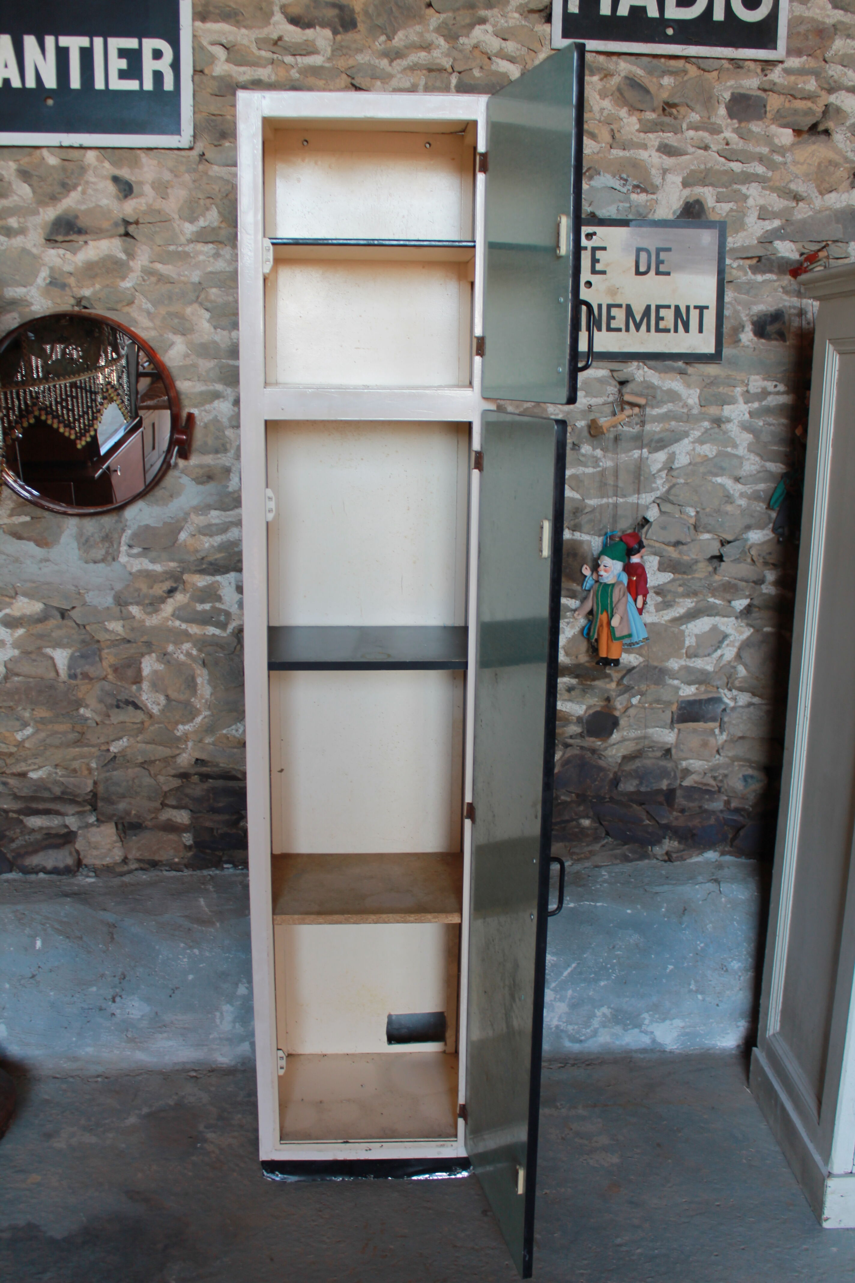 Formica 2-door cabinet