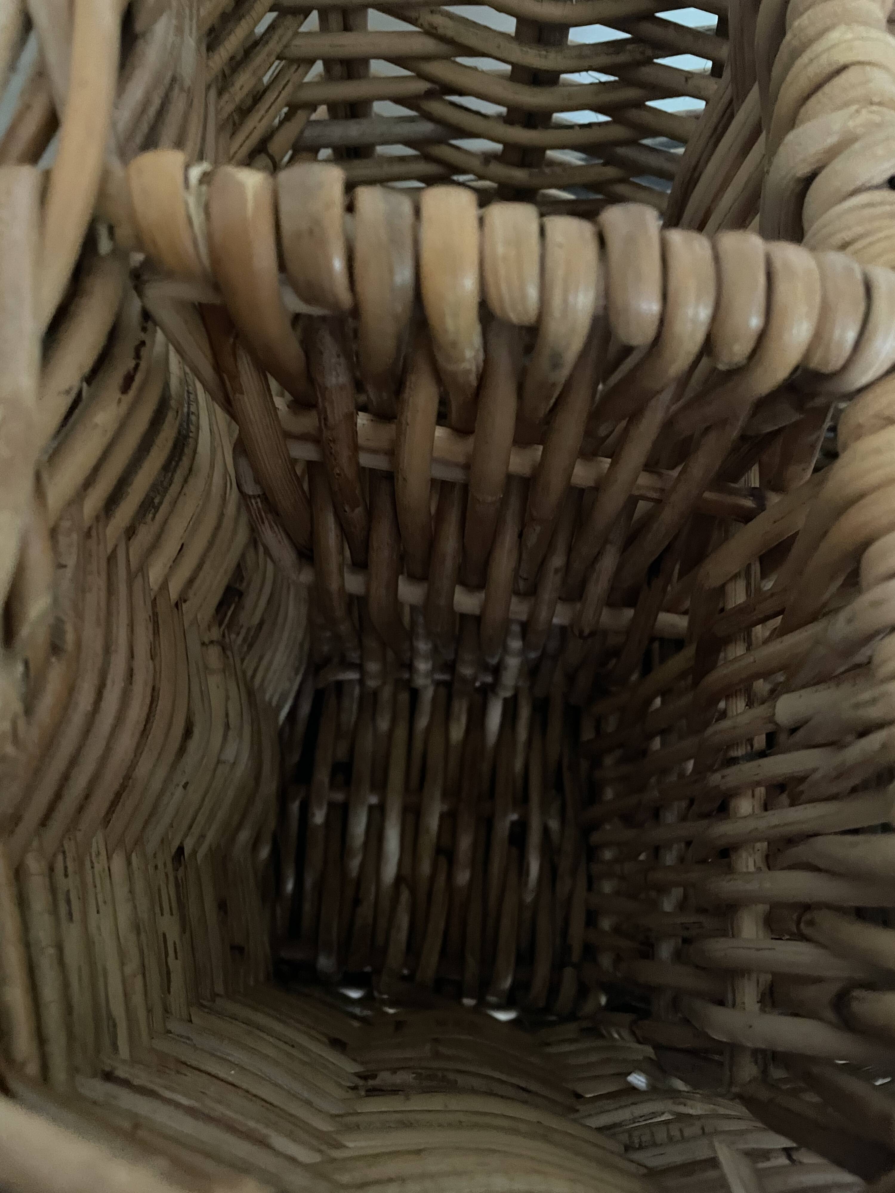 Bottle storage basket