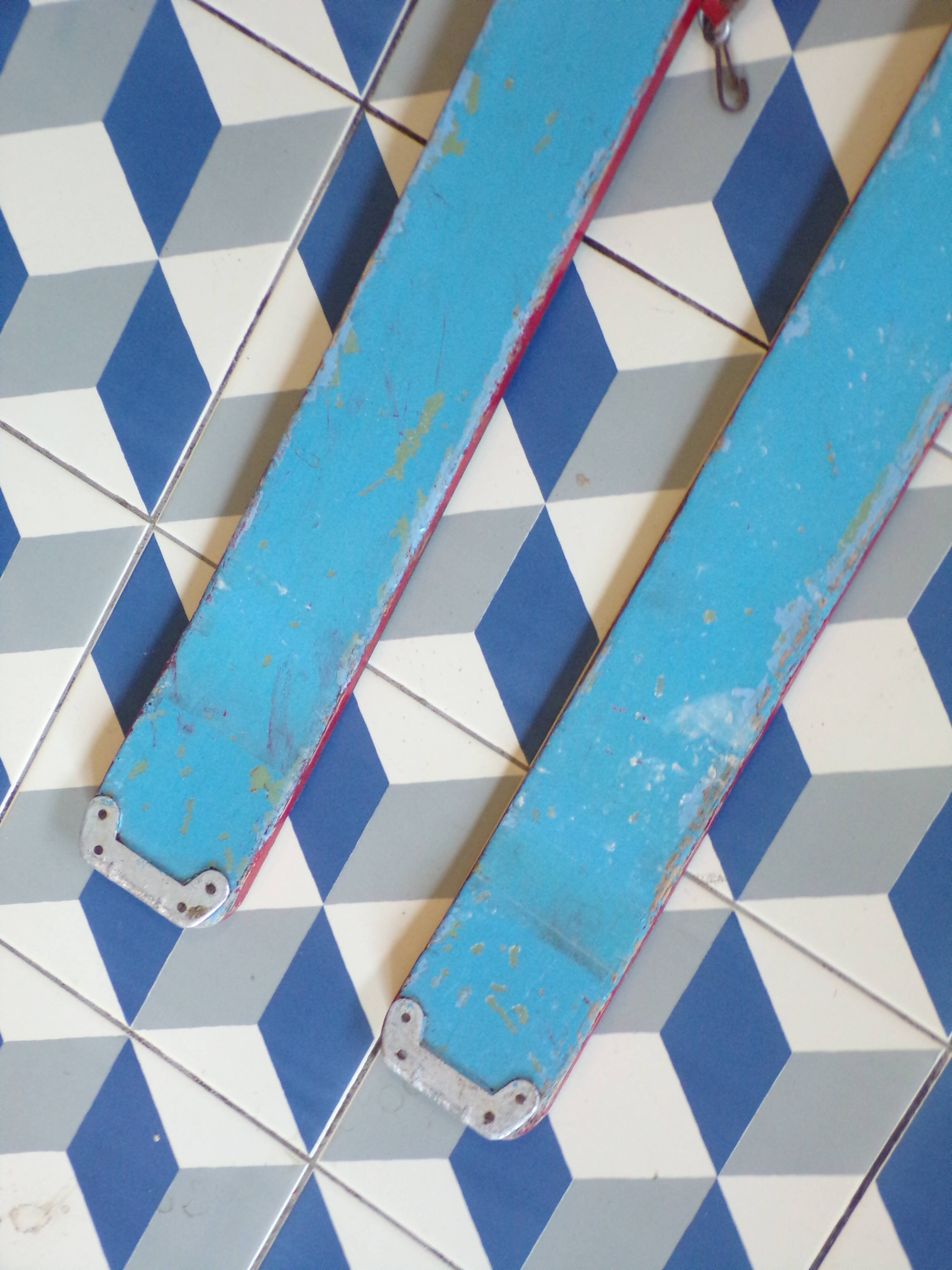 Pair of vintage skis and poles L=198cm