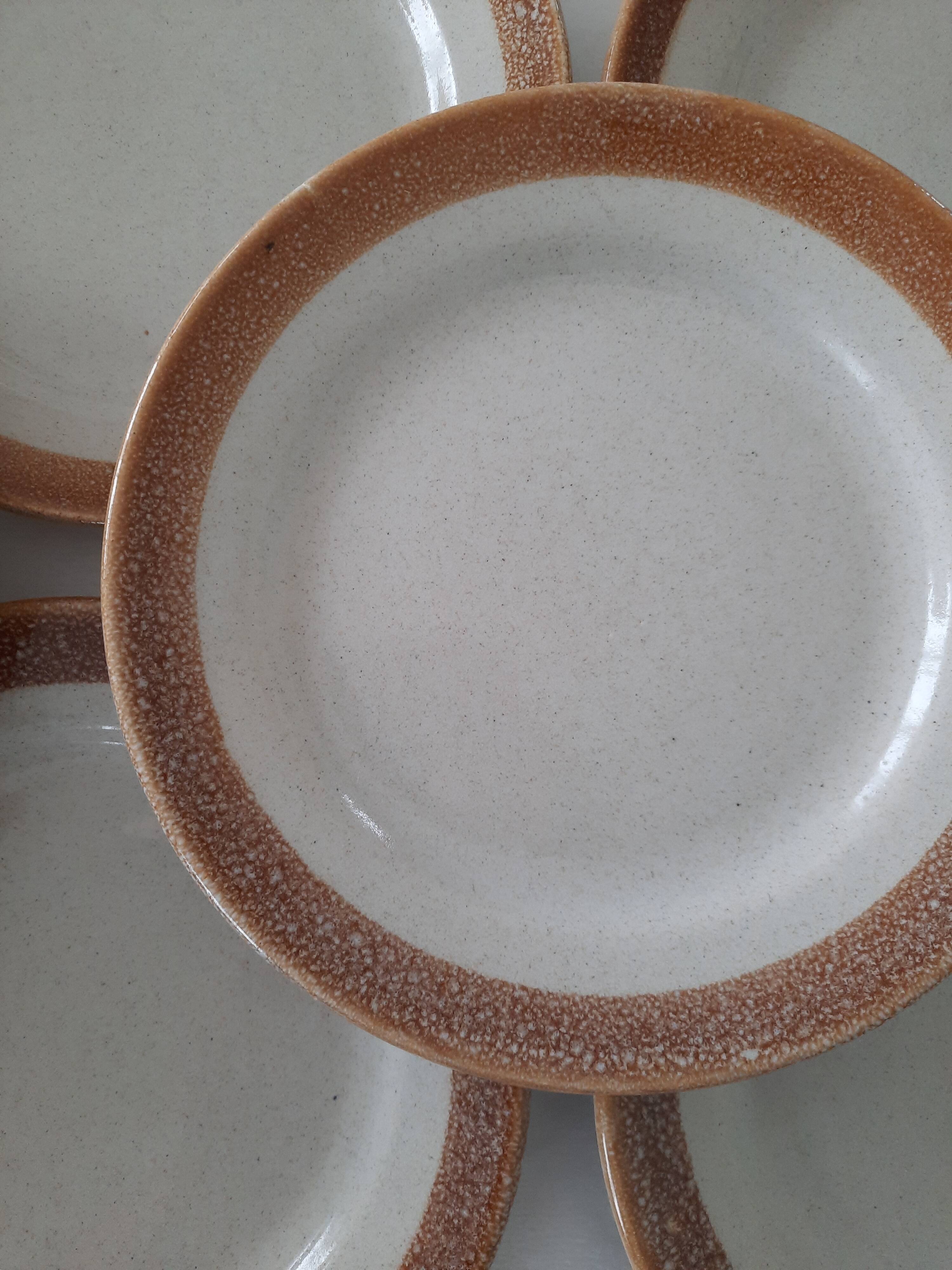 Lot of 8 st Clement sandstone plates