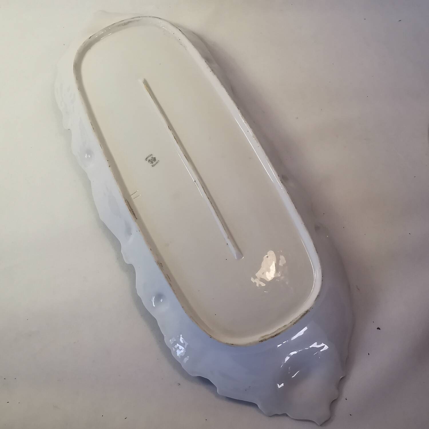 Large fish dish signed cm limoges cream / beige