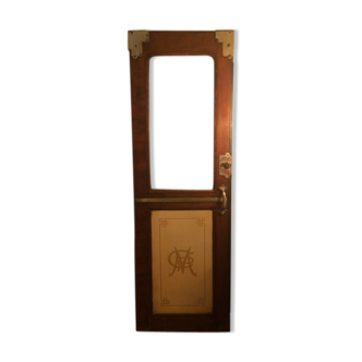 Paris subway door