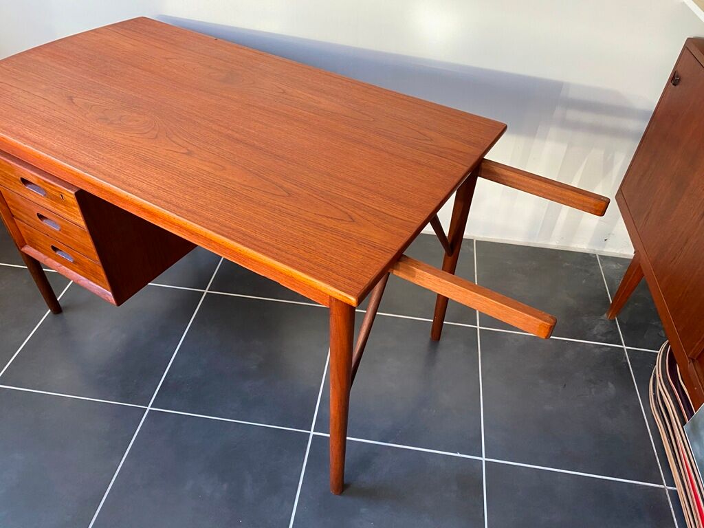 Scandinavian desk teak danish design 3 vintage drawers from the 60s