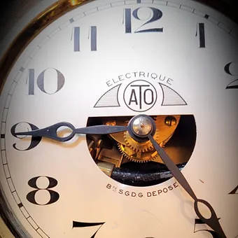 Art Deco inlaid clock