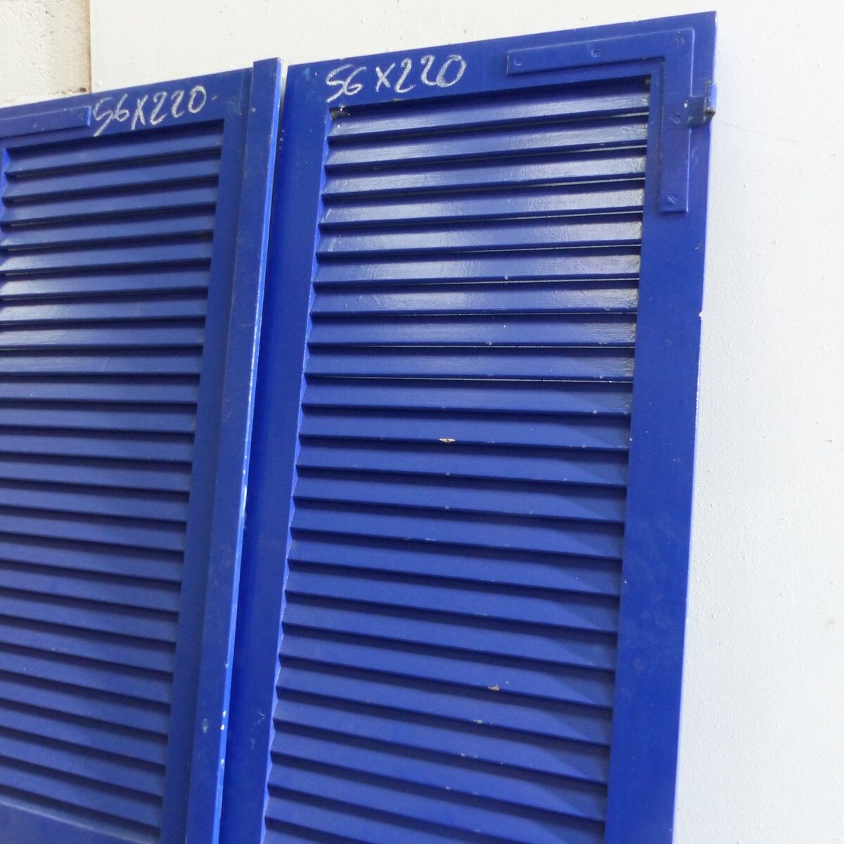 Wooden shutters 2 swings L 56 H 220