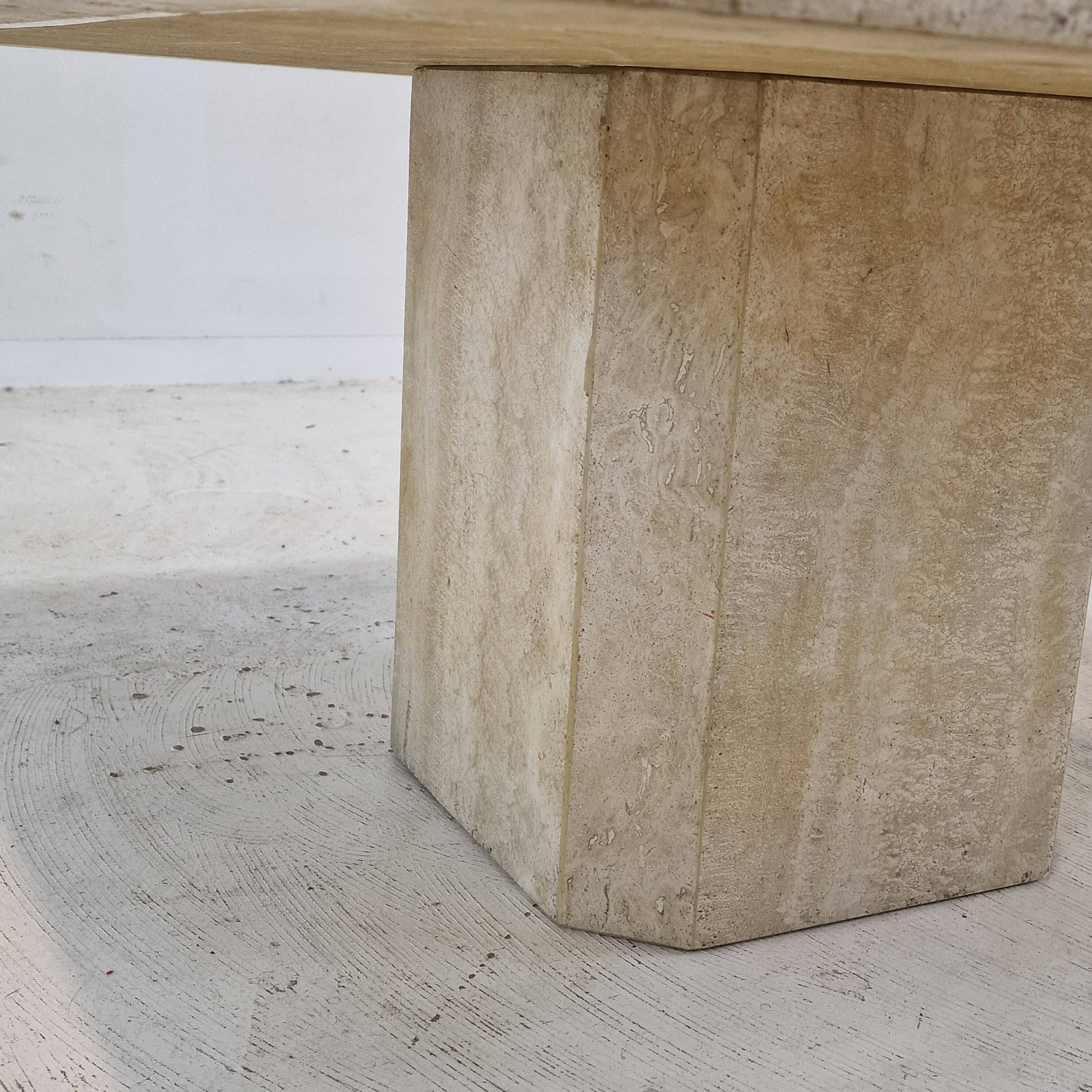 Italian coffee table in travertine, 1980s