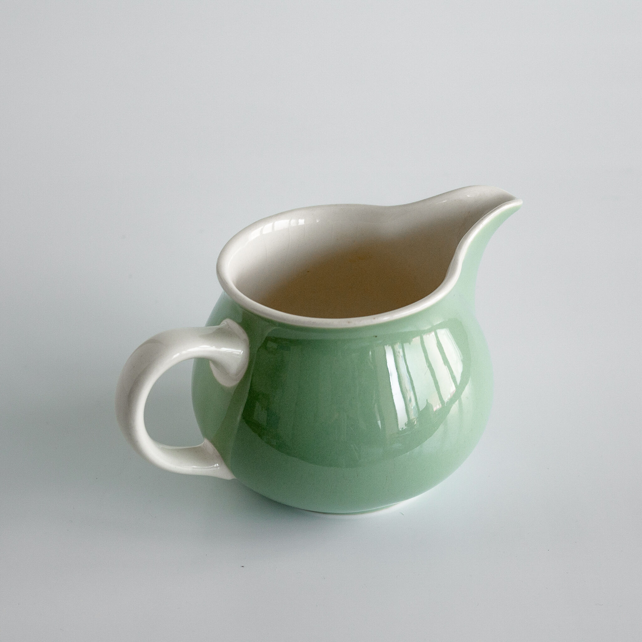 Villeroy and Boch sauce dish