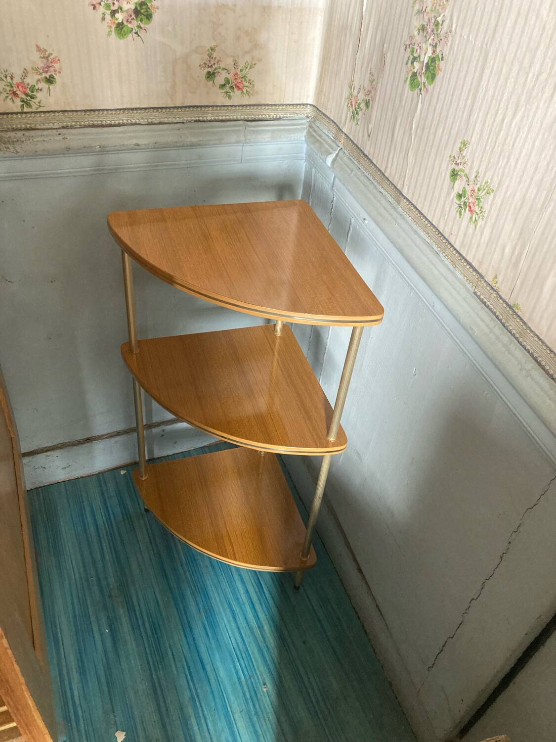Étagère d’angle 1960 formica