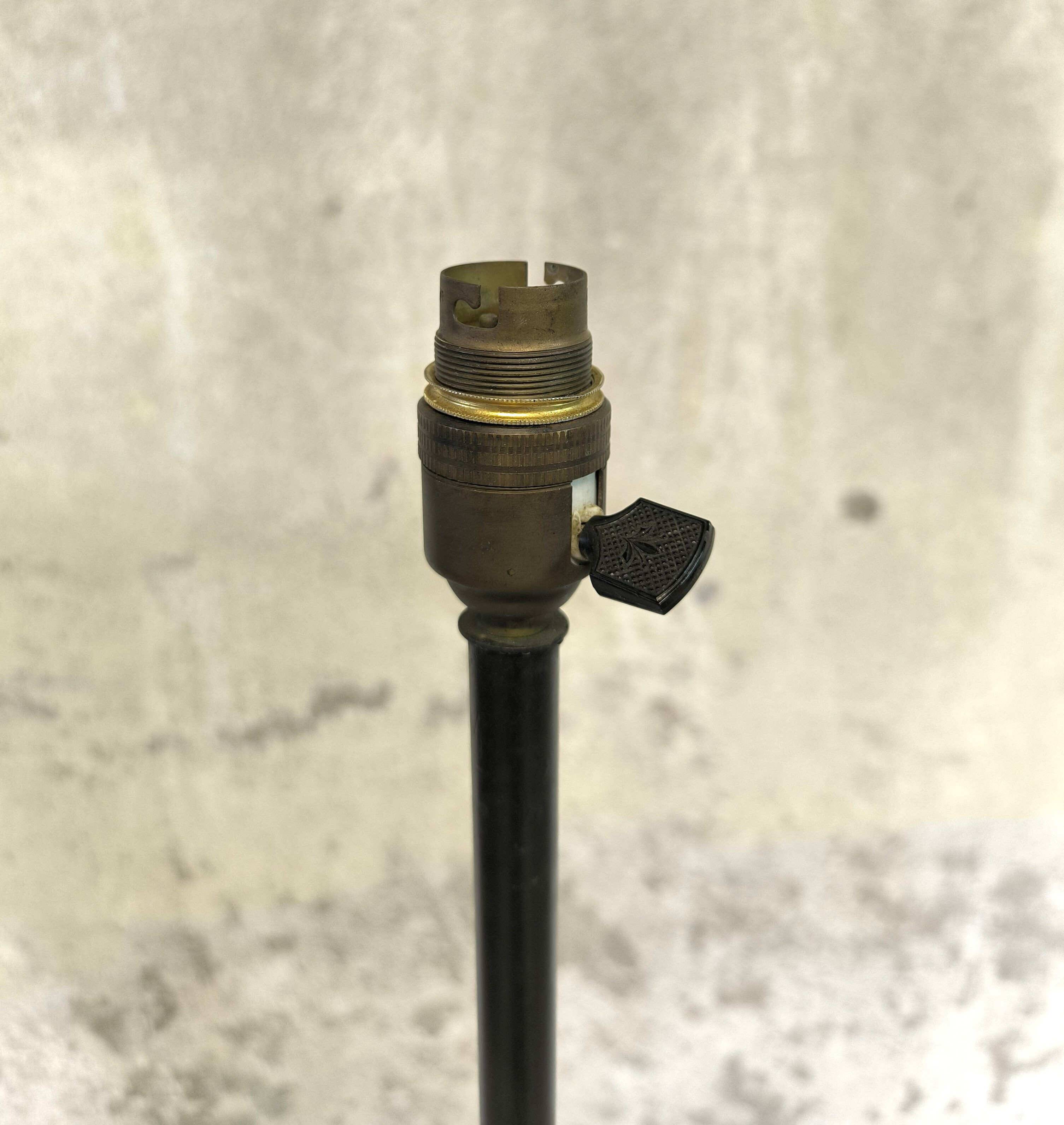 Vintage modernist tripod floor lamp.