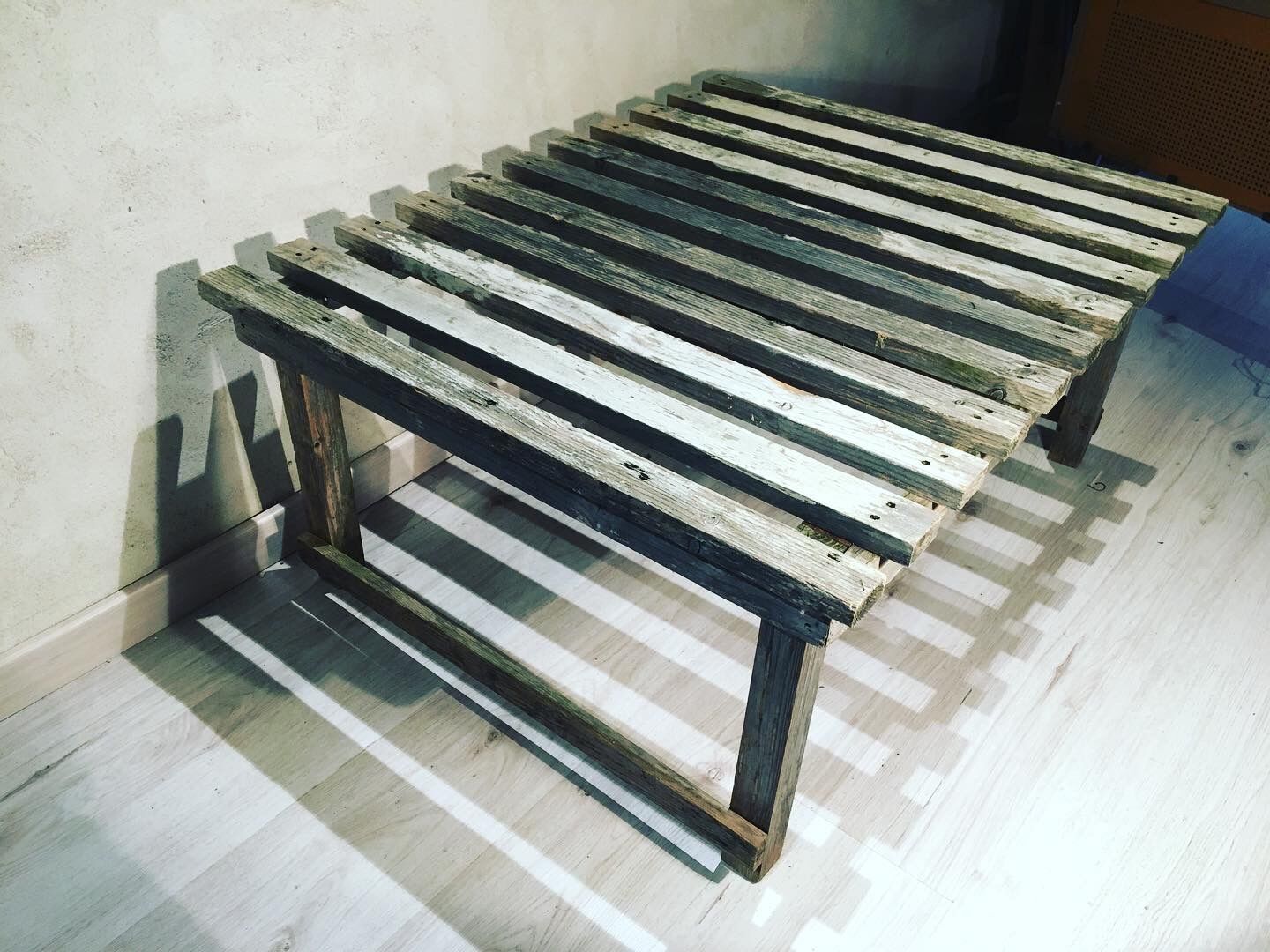 Table of 50s/60s folding garden decoration