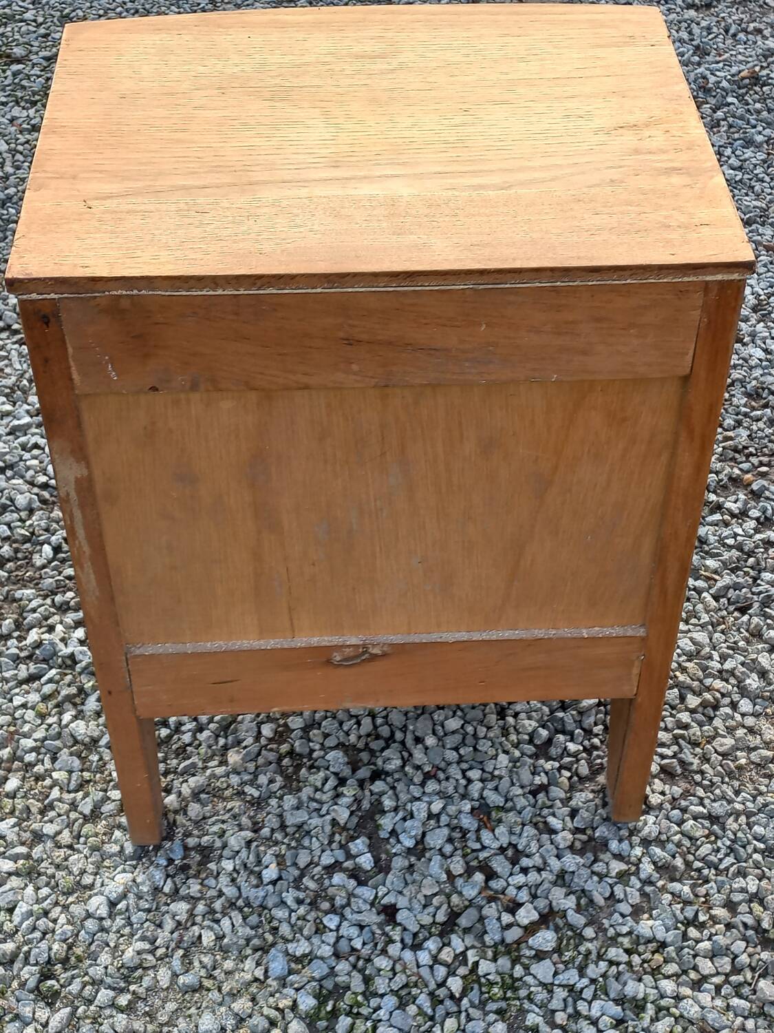 Pair of vintage bedside tables in blond and gilded oak from the 50s
