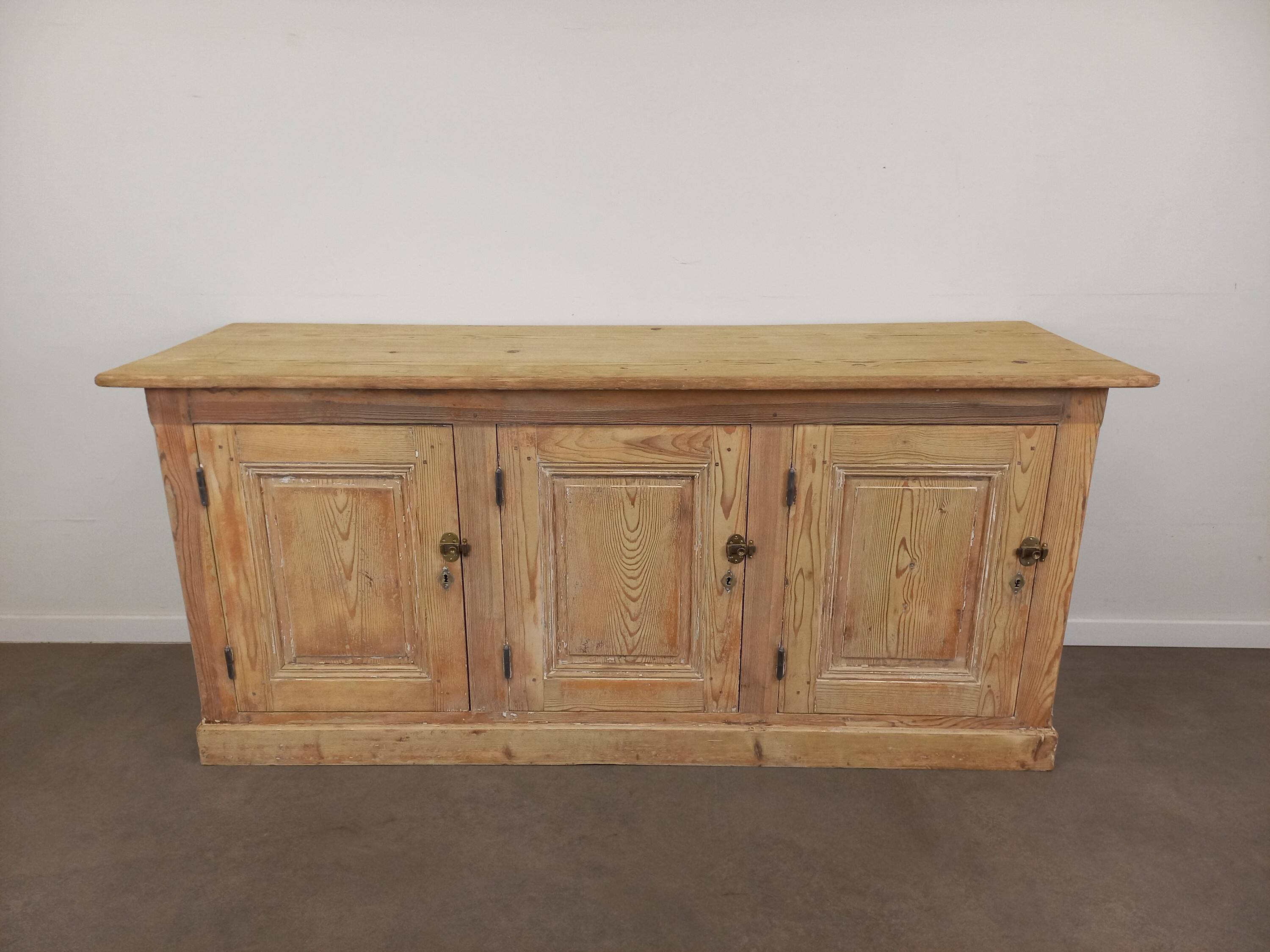 Rustic 3-door sideboard