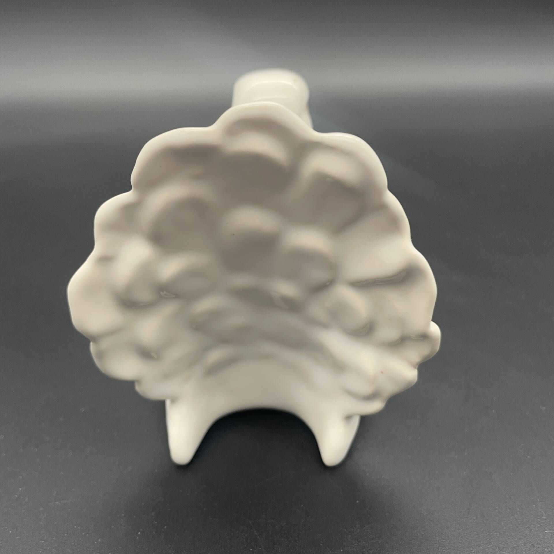 Goebel porcelain dove – Vintage German figurine from the 1970s.
