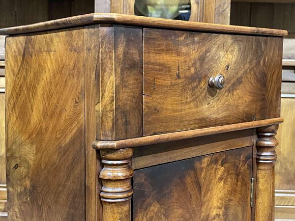 Chevet 19ème en noyer