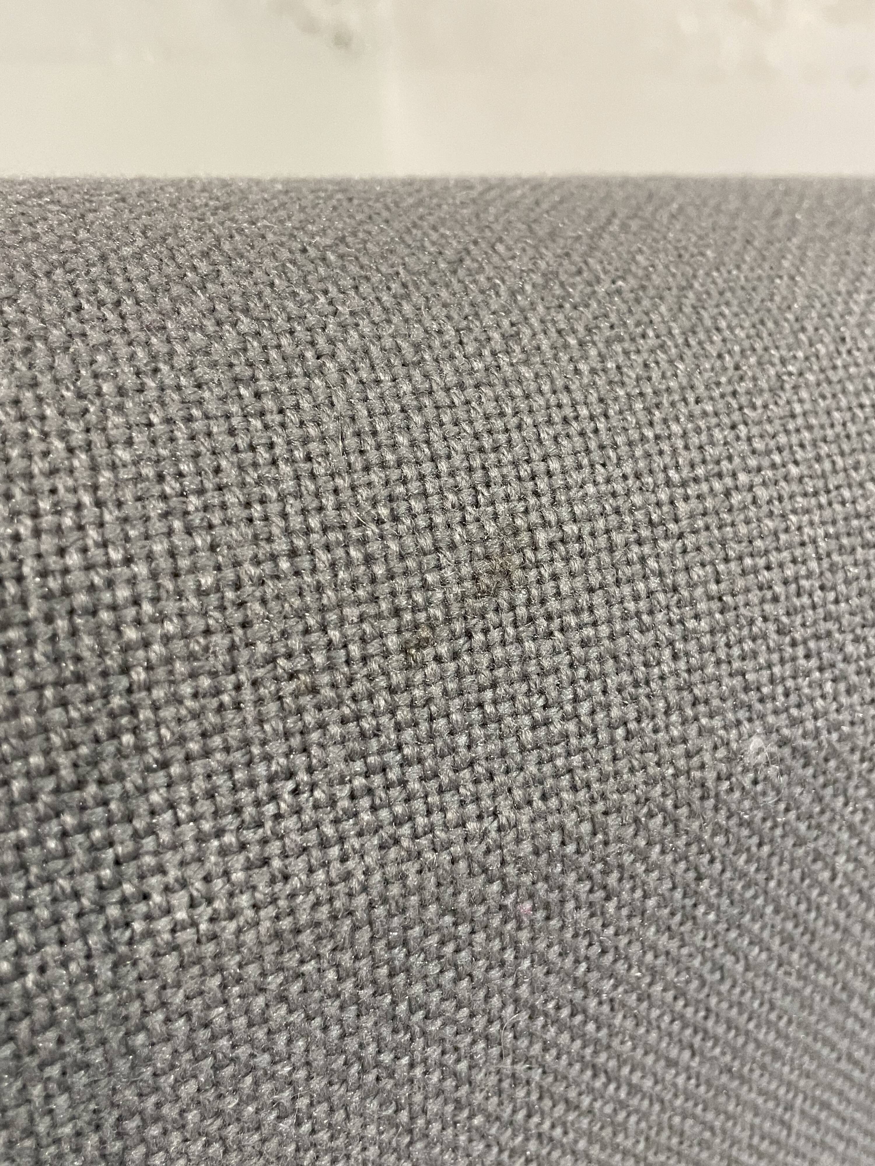 Modular tubular bench in yellow & grey fabric