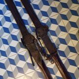Paire de skis vintage en bois L=1.88m