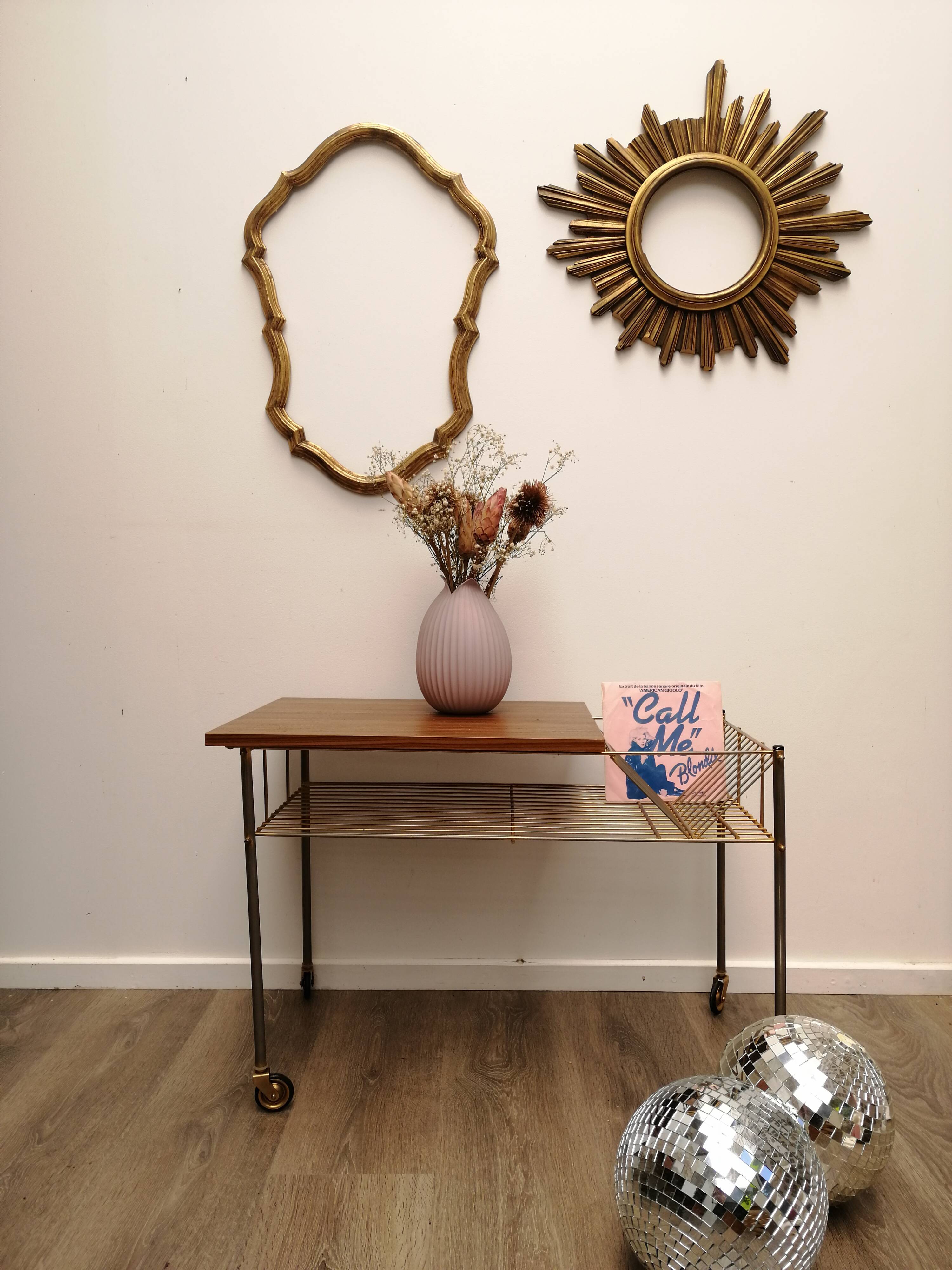 Desserte range vinyls