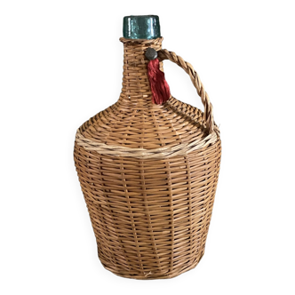 Demijohn dressed in rattan