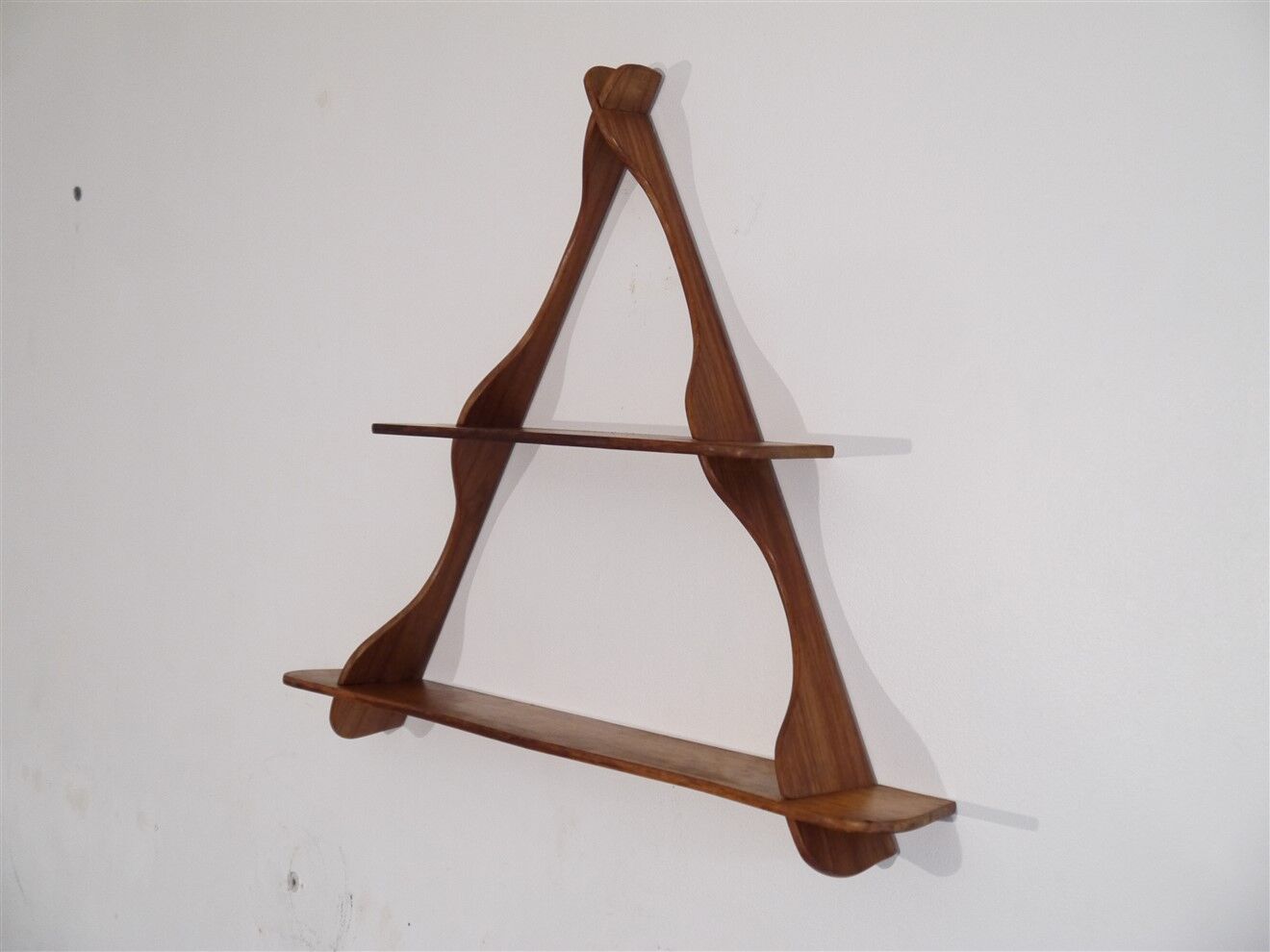 Etagere vintage scandinave en teck 1960